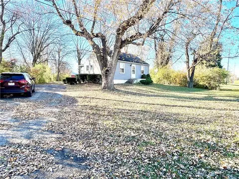 3145 Troy Rd, Springfield, OH 45504 photo 17