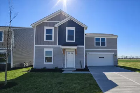 2924 Huntington Dr, Troy, OH 45373