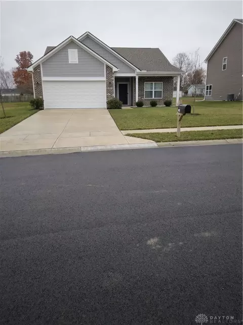 124 Clarett Ct, Englewood, OH 45322