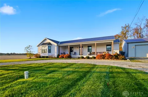 12538 Silvers Rd, South Vienna, OH 45369