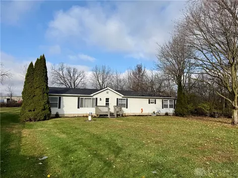 202 Jamestown Rd, South Charleston, OH 45368