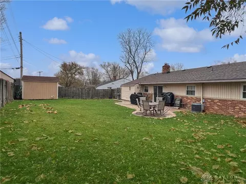 Exterior - 4108 Renwood Dr, Kettering, OH 45429 photo 2 of 5