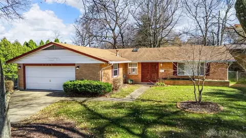 6208 Clematis Dr, Dayton, OH 45449