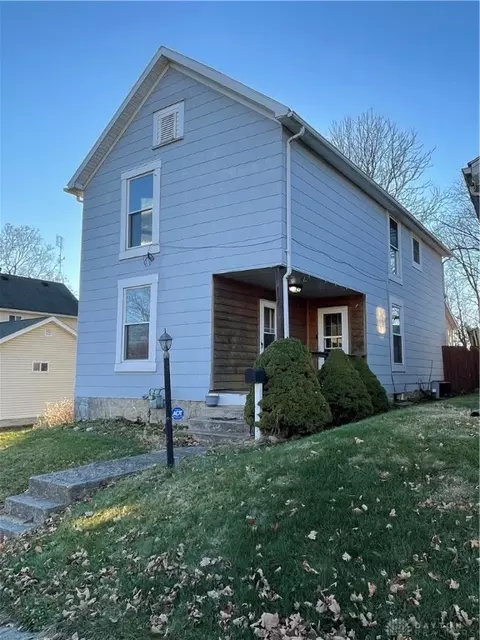137 N Stanley St, Bellefontaine, OH 43311