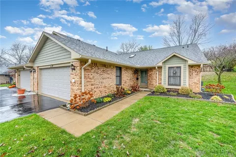 51 Pheasant Run Cir, Springboro, OH 45066