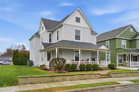 104 Hay Ave, Brookville, OH 45309