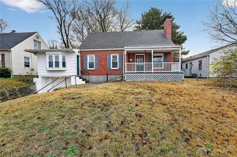 1305 Highland St, Middletown, OH 45044