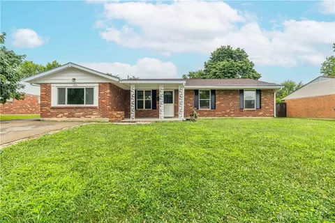 7221 Serpentine Dr, Dayton, OH 45424