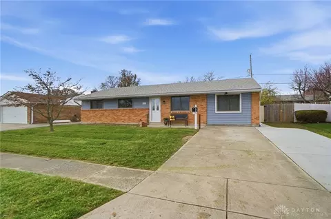 7621 Shalamar Dr, Dayton, OH 45424