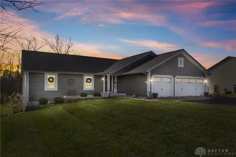160 Meadowbrooke Dr, Wilmington, OH 45177