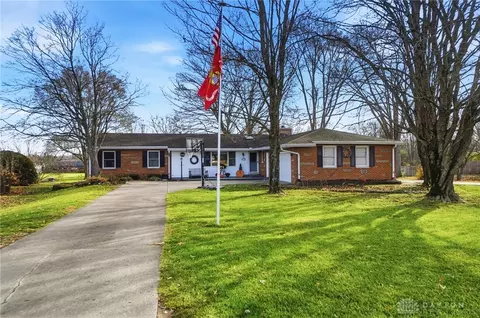 4242 Upper Valley Pike, Springfield, OH 45502