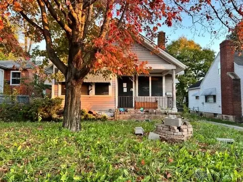 131 W Siebenthaler Ave, Dayton, OH 45405