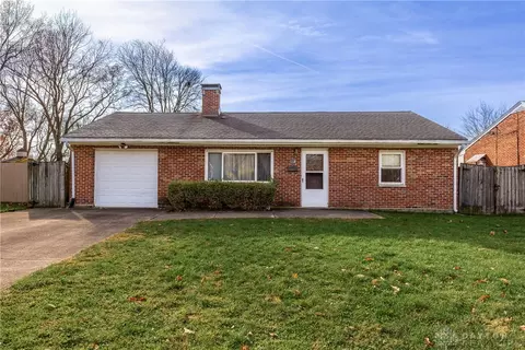 1228 Alta Vista Dr, Dayton, OH 45420
