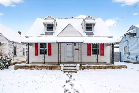 249 Archer Dr, Fairborn, OH 45324