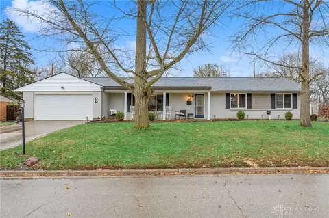 4916 Arrowhead Dr, Dayton, OH 45440