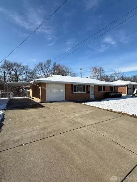 1451 Falke Dr, Dayton, OH 45432