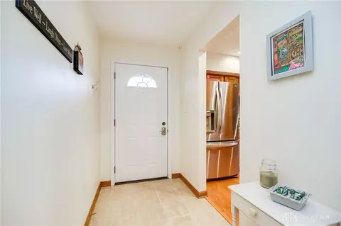 Entry Way - 6070 Hackamore Trl, Dayton, OH 45459 photo 1 of 2