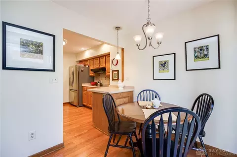 Dining - 6070 Hackamore Trl, Dayton, OH 45459 photo 2 of 2