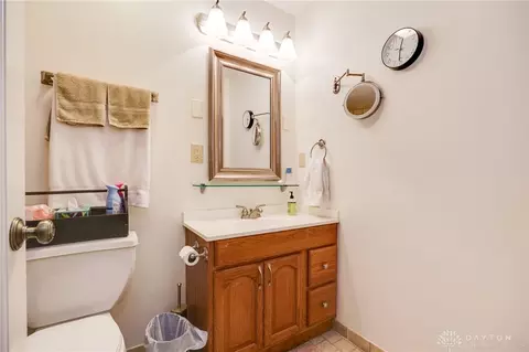 Bath - 6070 Hackamore Trl, Dayton, OH 45459 photo 2 of 3