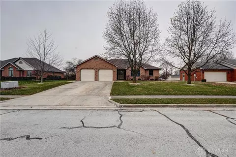 309 Orchard Dr, Greenville, OH 45331