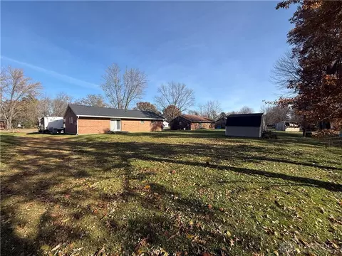 7504 Brock Dr, Blanchester, OH 45107 photo 4
