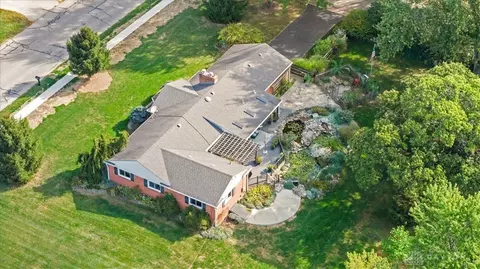 View/Area - 1594 Mapleton Dr, Centerville, OH 45459 photo 4 of 6