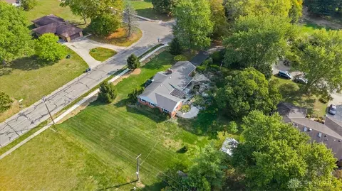View/Area - 1594 Mapleton Dr, Centerville, OH 45459 photo 3 of 6