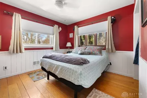 Bedroom - 1594 Mapleton Dr, Centerville, OH 45459 photo 3 of 5