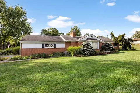 Exterior - 1594 Mapleton Dr, Centerville, OH 45459 photo 1 of 20