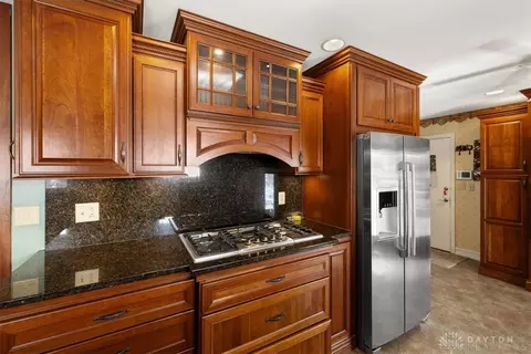 Kitchen - 1594 Mapleton Dr, Centerville, OH 45459 photo 9 of 10