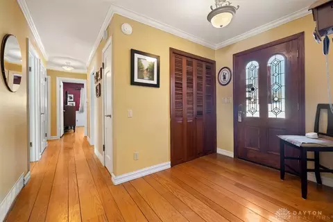 Entry Way - 1594 Mapleton Dr, Centerville, OH 45459 photo 3 of 6