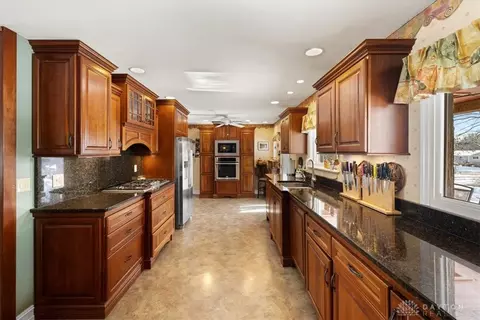 Kitchen - 1594 Mapleton Dr, Centerville, OH 45459 photo 3 of 10