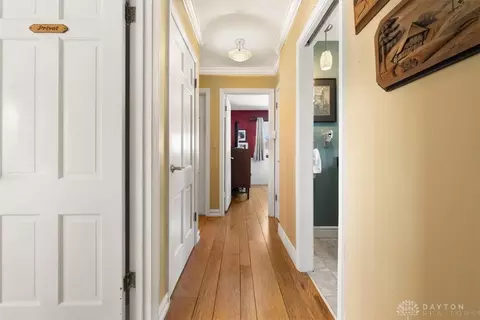 Entry Way - 1594 Mapleton Dr, Centerville, OH 45459 photo 5 of 6