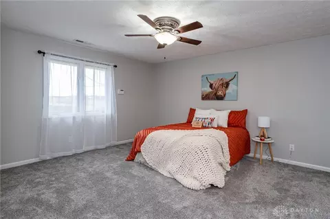 Bedroom - 1836 Dunseth Ln, Springfield, OH 45503 photo 3 of 4