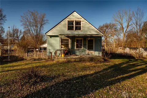 7935 Harrington Ave, Dayton, OH 45415