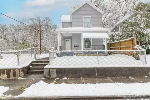 509 Young St, Middletown, OH 45044