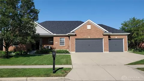 839 Shaftsbury Rd, Troy, OH 45373