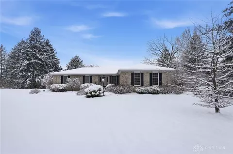 2763 Ferry Rd, Bellbrook, OH 45305