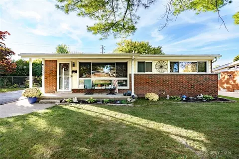 3009 La Plata Dr, Dayton, OH 45420