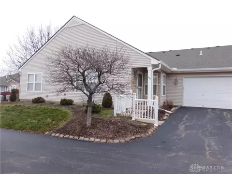332 Bending Branch Ln, Miamisburg, OH 45342