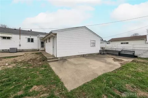 Exterior - 283 Spinning Rd, Dayton, OH 45431 photo 1 of 2