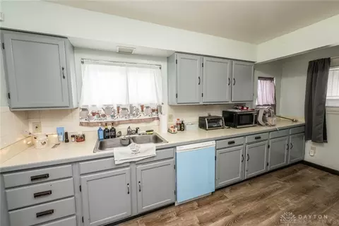 Kitchen - 283 Spinning Rd, Dayton, OH 45431 photo 2 of 3