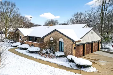 256 E Rahn Rd, Dayton, OH 45429