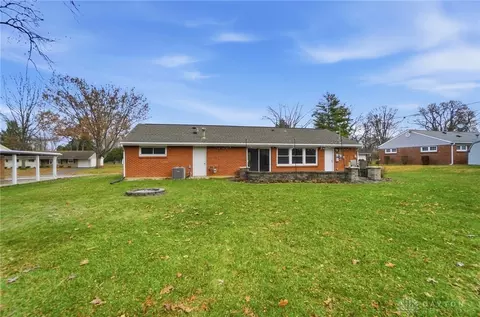 Exterior - 116 Elmwood Dr, Dayton, OH 45459 photo 3 of 7