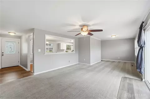 Living - 116 Elmwood Dr, Dayton, OH 45459 photo 2 of 6