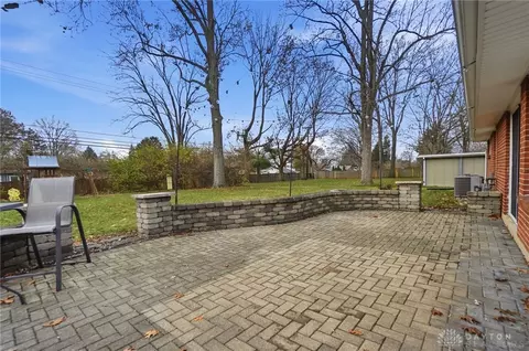 Exterior - 116 Elmwood Dr, Dayton, OH 45459 photo 6 of 7