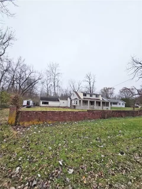 1385 Olt Rd, Dayton, OH 45417