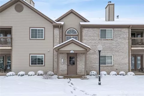 1740 Piper Ln #102, Dayton, OH 45440