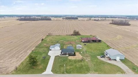 15566 Little Richmond Rd, New Lebanon, OH 45345
