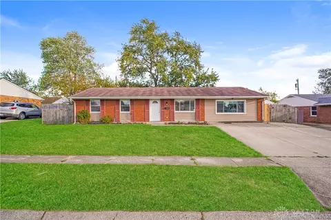 7728 Bassett Dr, Dayton, OH 45424